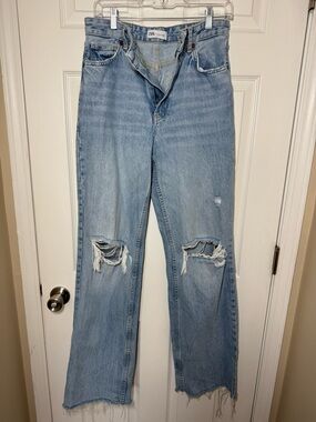 ZARA Light Wash Distressed High Rise Mom Jeans - Size 6